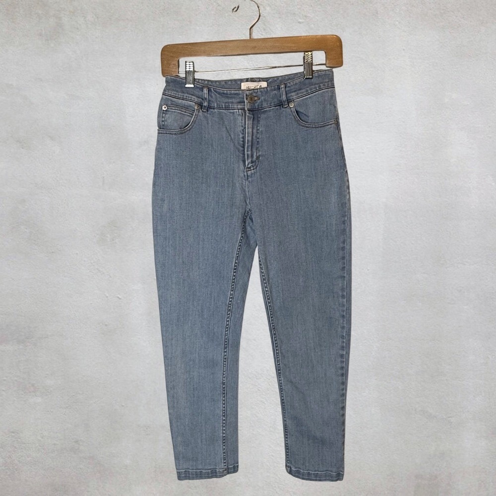 Icicle High Rise Straight‎ Crop Jeans size 2